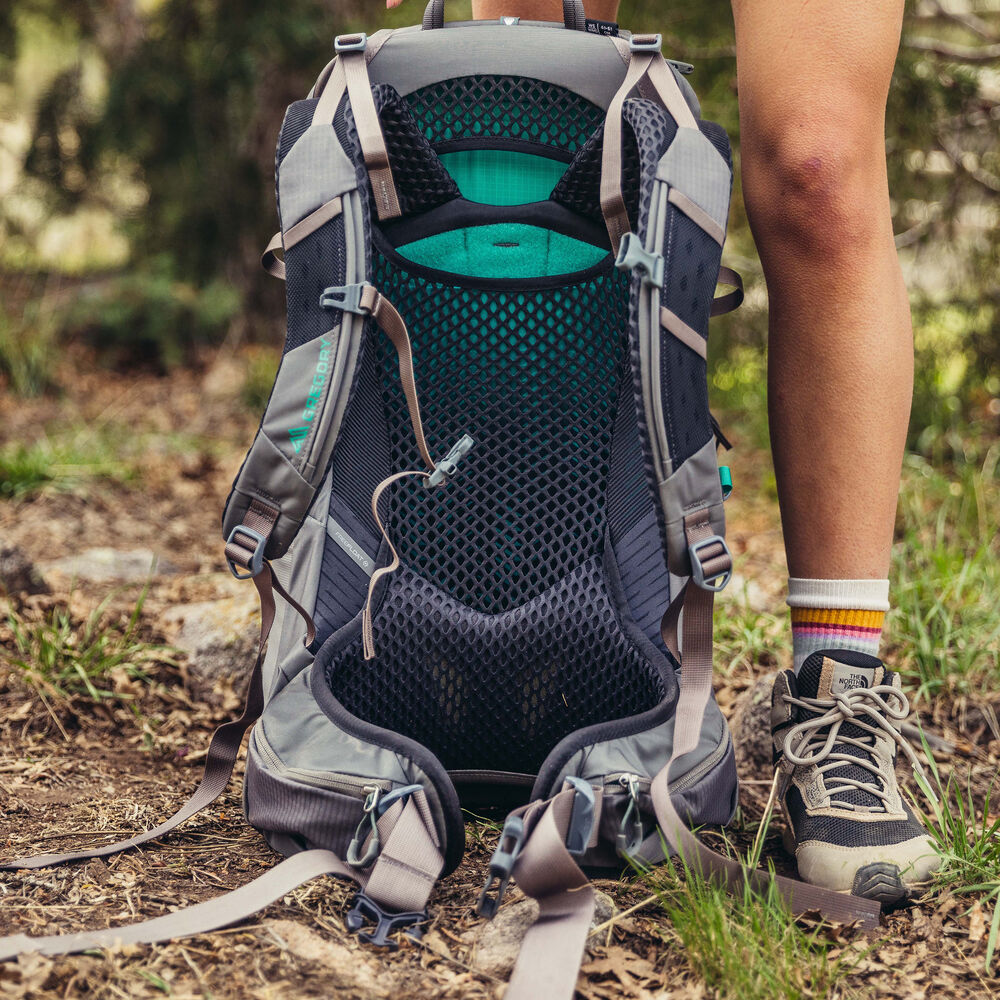 Gregory Jade 28L 女款 登山背包 寶石紅 GG145295