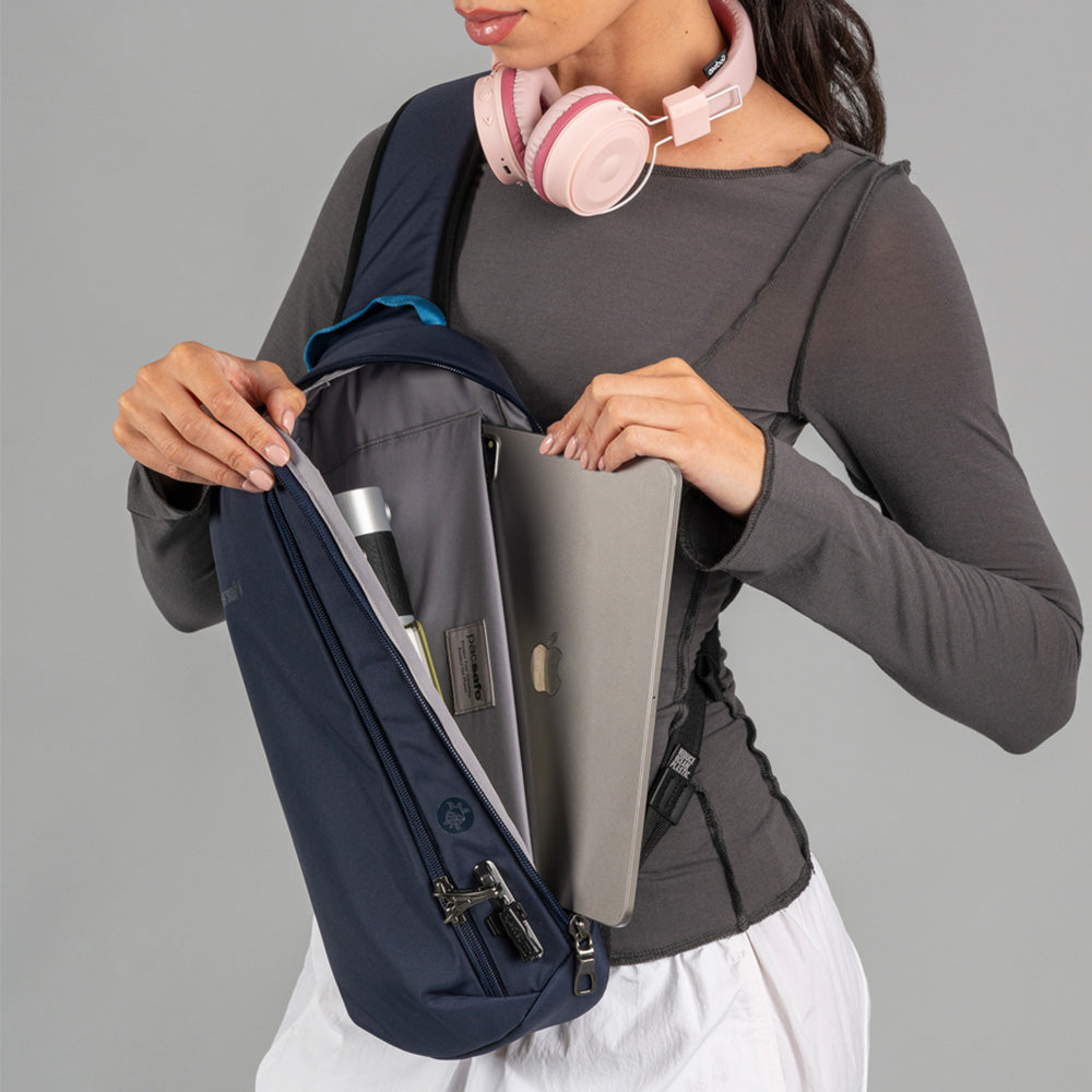 Pacsafe V Tech 防盜斜背包 胸背包 10L 海洋藍 60221658