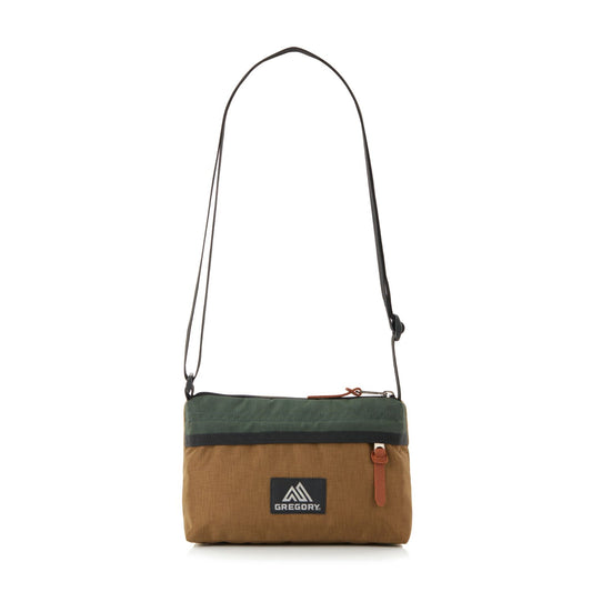 Gregory 1L ENVELOPE SHOULDER 斜背包 木屋褐 GG125406